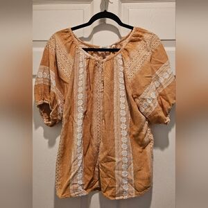 DYLAN of India Women's Top. Size Medium.